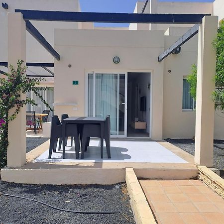 Homeforguest Apartamento Con Terraza Y Piscina En Corralejo Dış mekan fotoğraf